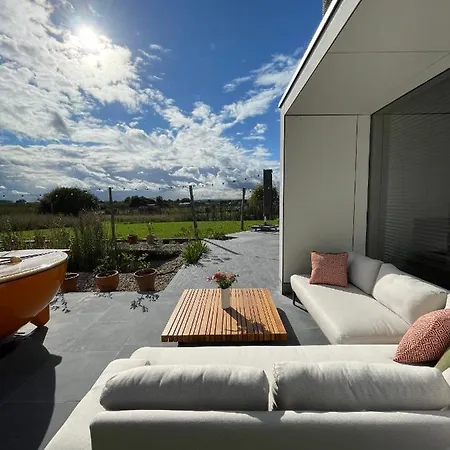 Hout - Architectenwoning Met Grote Panorama Tuin - Design Hot Tub Optioneel * Herk-de-Stad